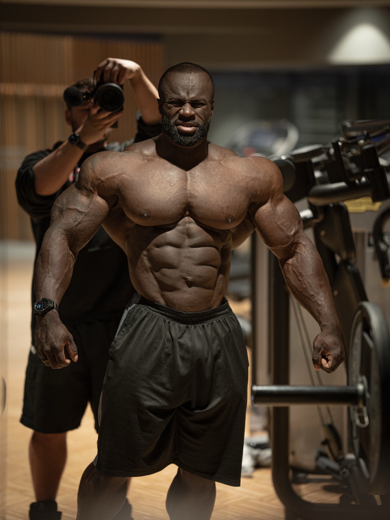 Bodybuilder mid-pump